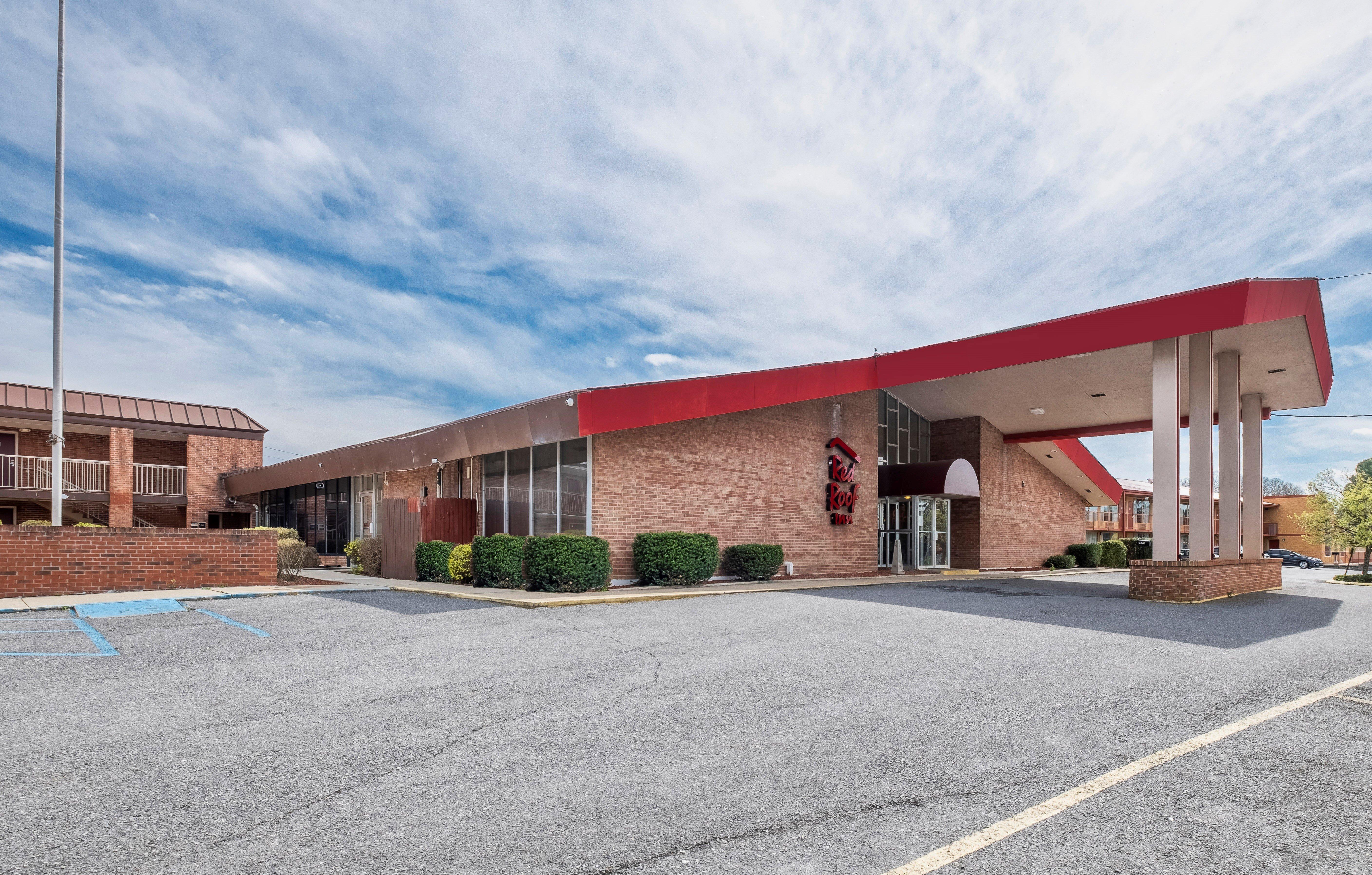 Red Roof Inn Marion, Va Exteriér fotografie