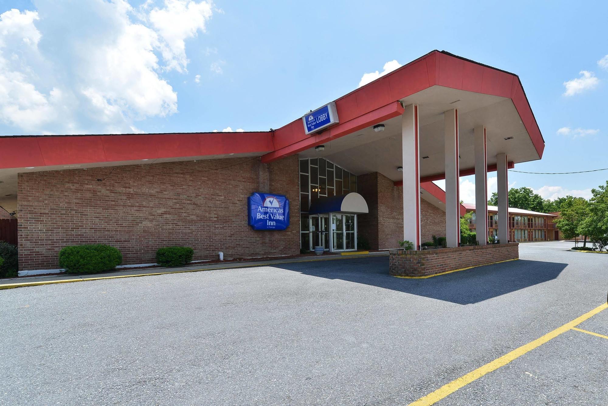 Red Roof Inn Marion, Va Exteriér fotografie
